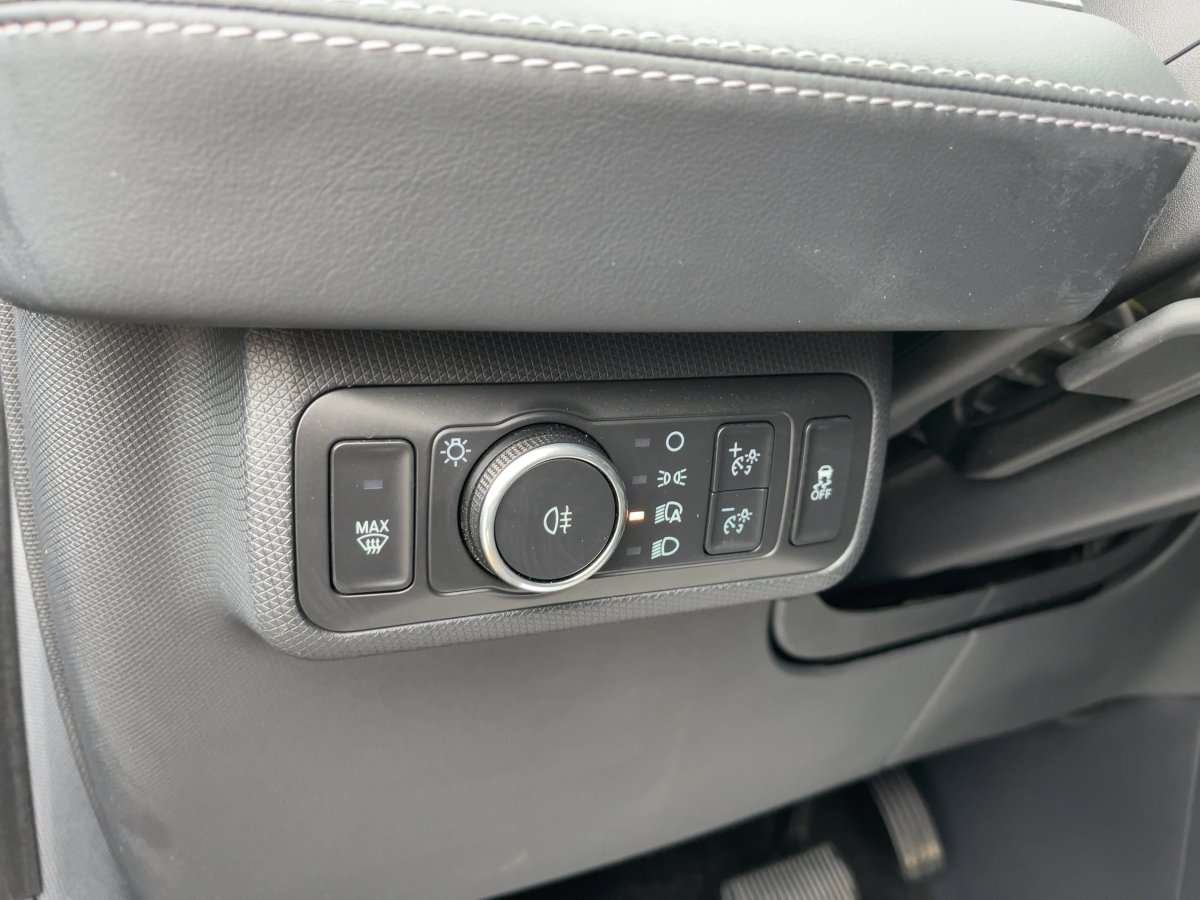 Fahrzeugbild eines Ford Mustang Mach-E