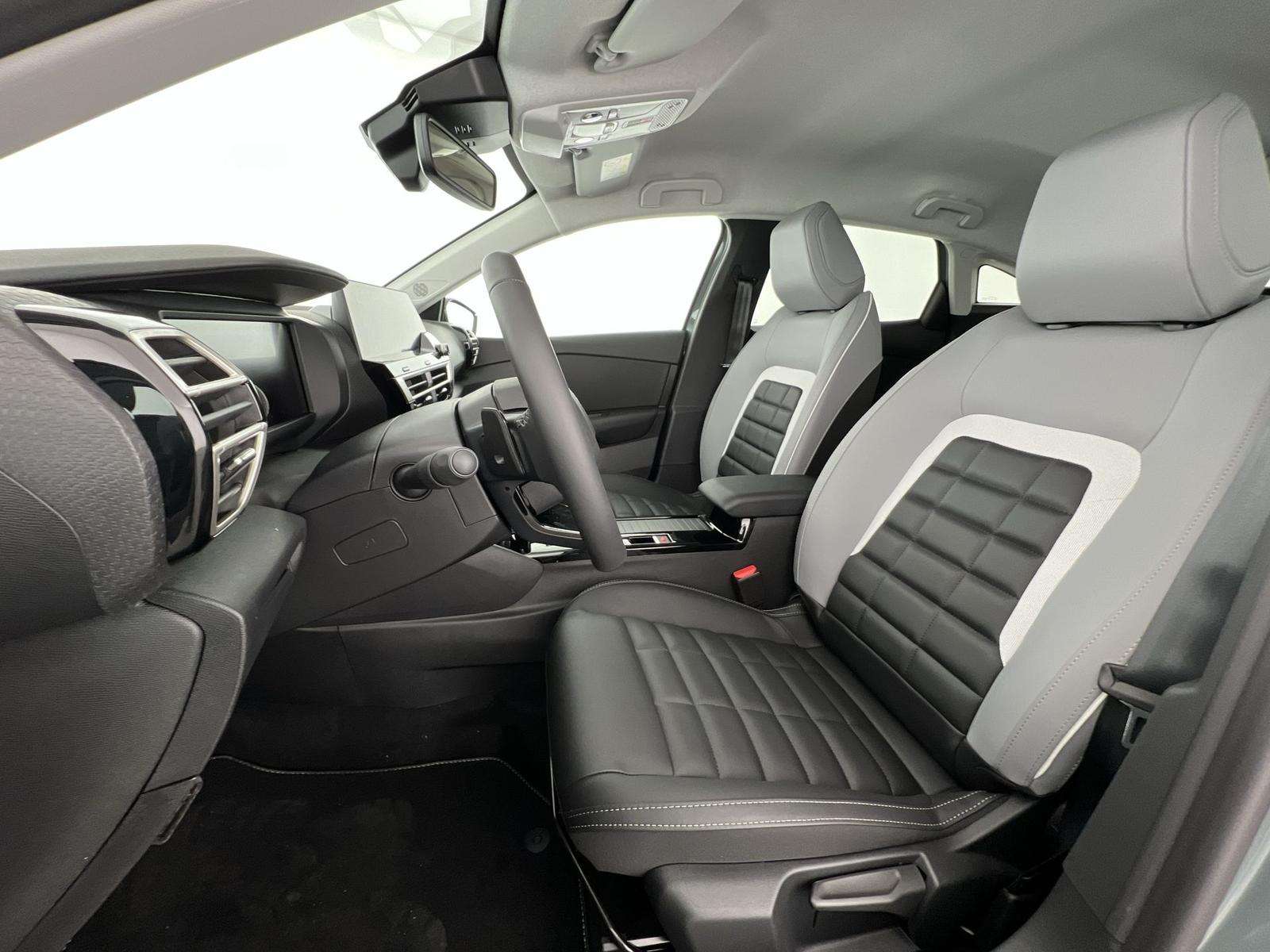 Fahrzeugbild eines Citroën C4