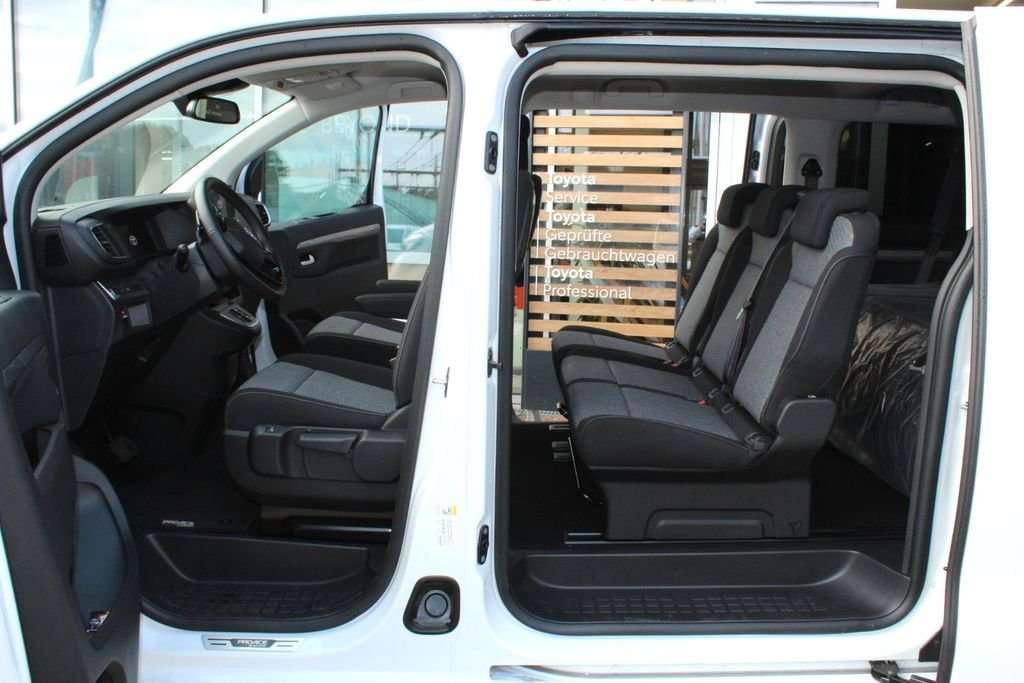 Fahrzeugbild eines Toyota Proace