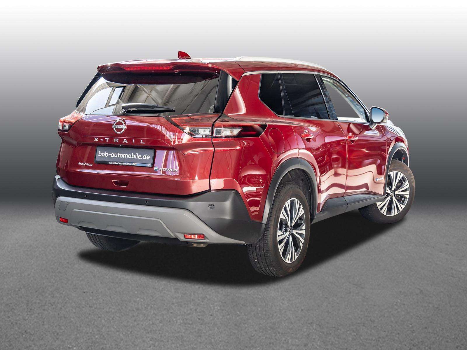 Fahrzeugbild eines Nissan X-TRAIL