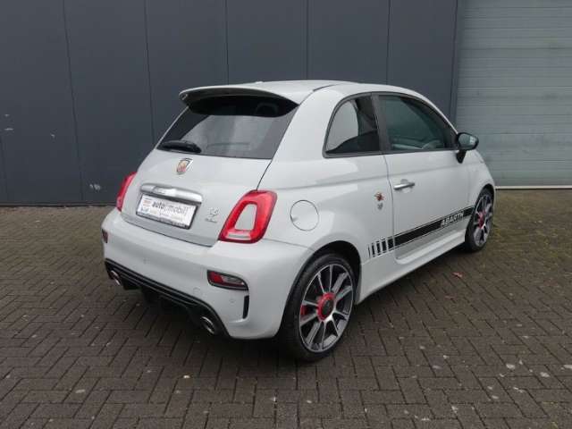 Fahrzeugbild eines Abarth 595