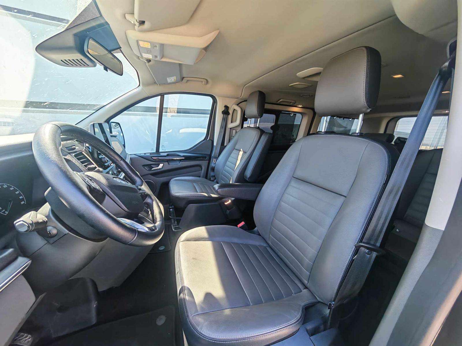 Fahrzeugbild eines Ford Tourneo Custom