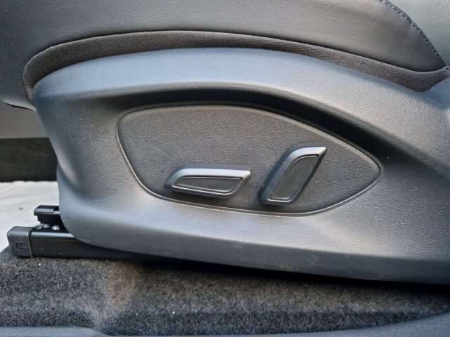 Fahrzeugbild eines MG ZS