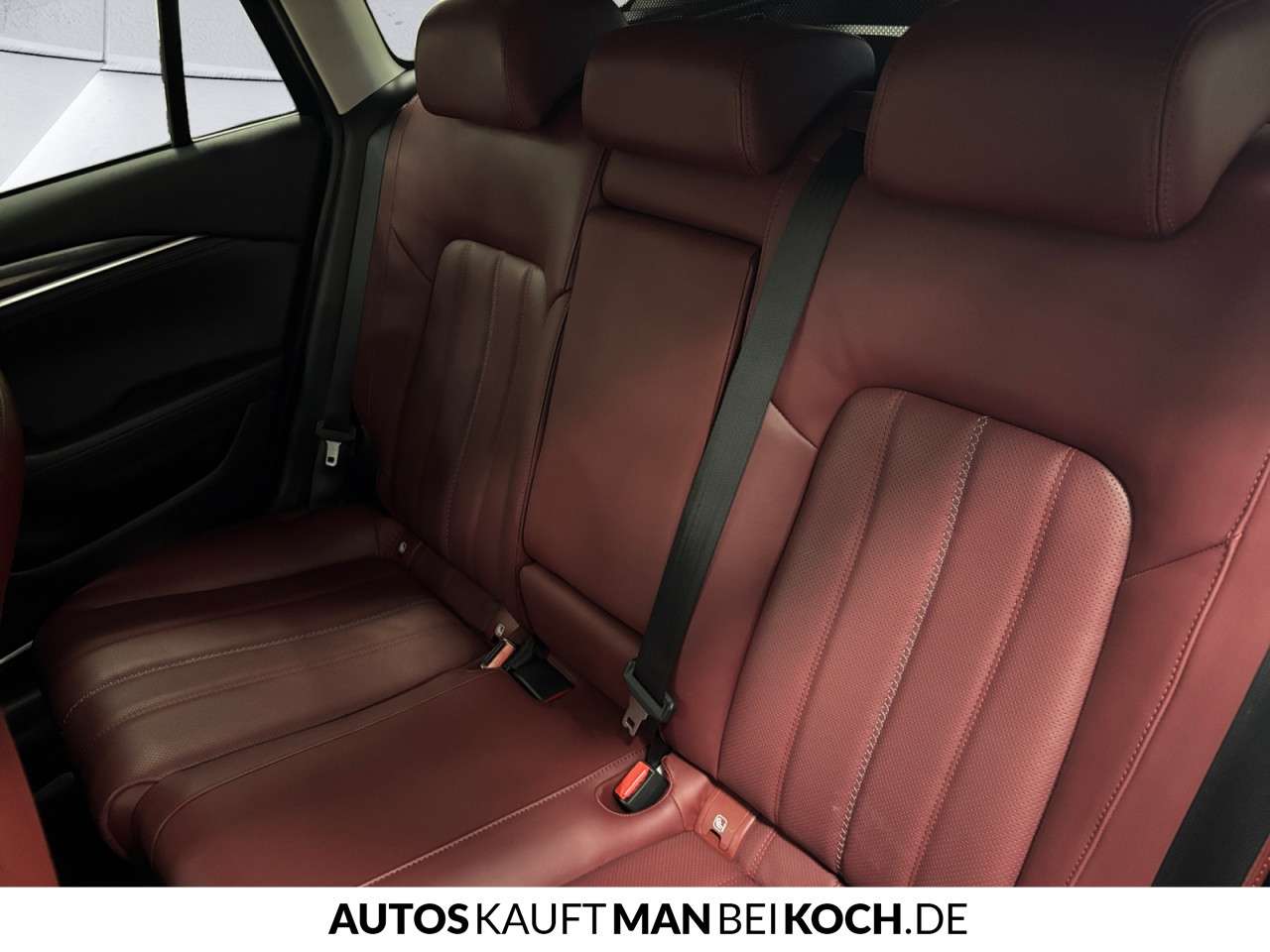 Fahrzeugbild eines Mazda Mazda6