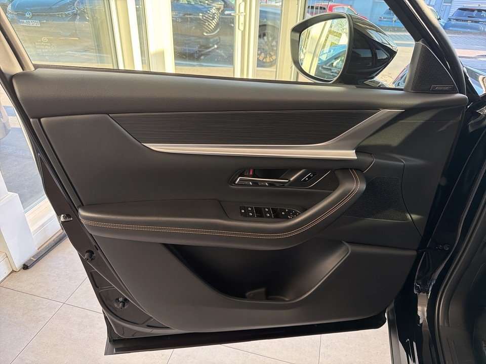 Fahrzeugbild eines Mazda CX-60