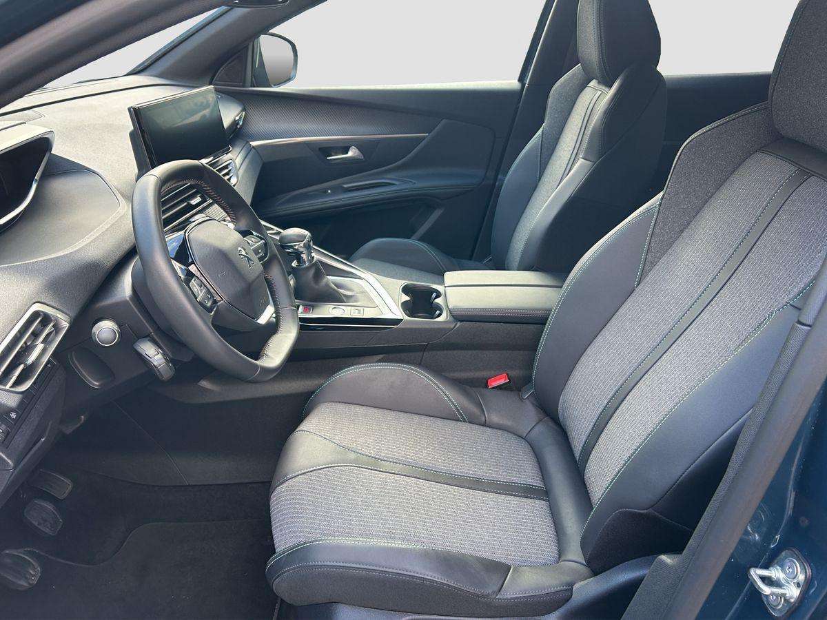 Fahrzeugbild eines Peugeot 3008