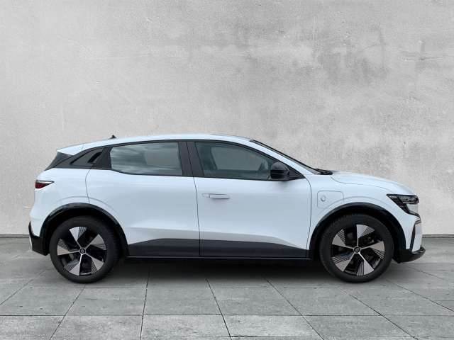 Fahrzeugbild eines Renault Megane E-TECH