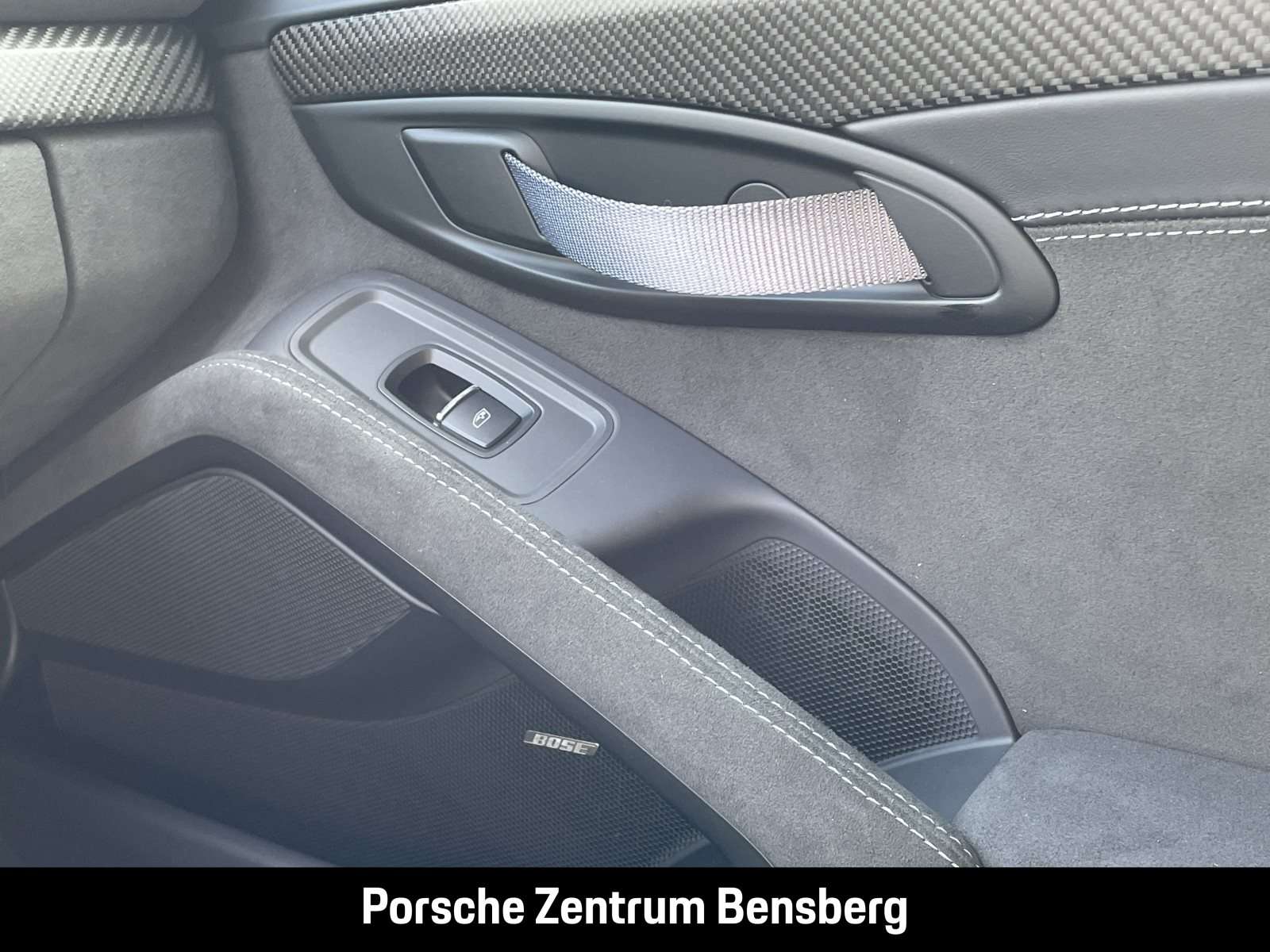 Fahrzeugbild eines Porsche Cayman