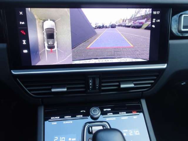 Fahrzeugbild eines Porsche Cayenne