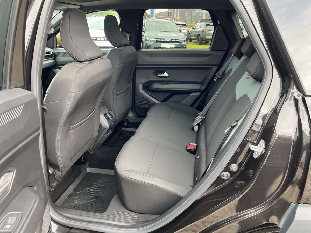 Fahrzeugbild eines Dacia Bigster