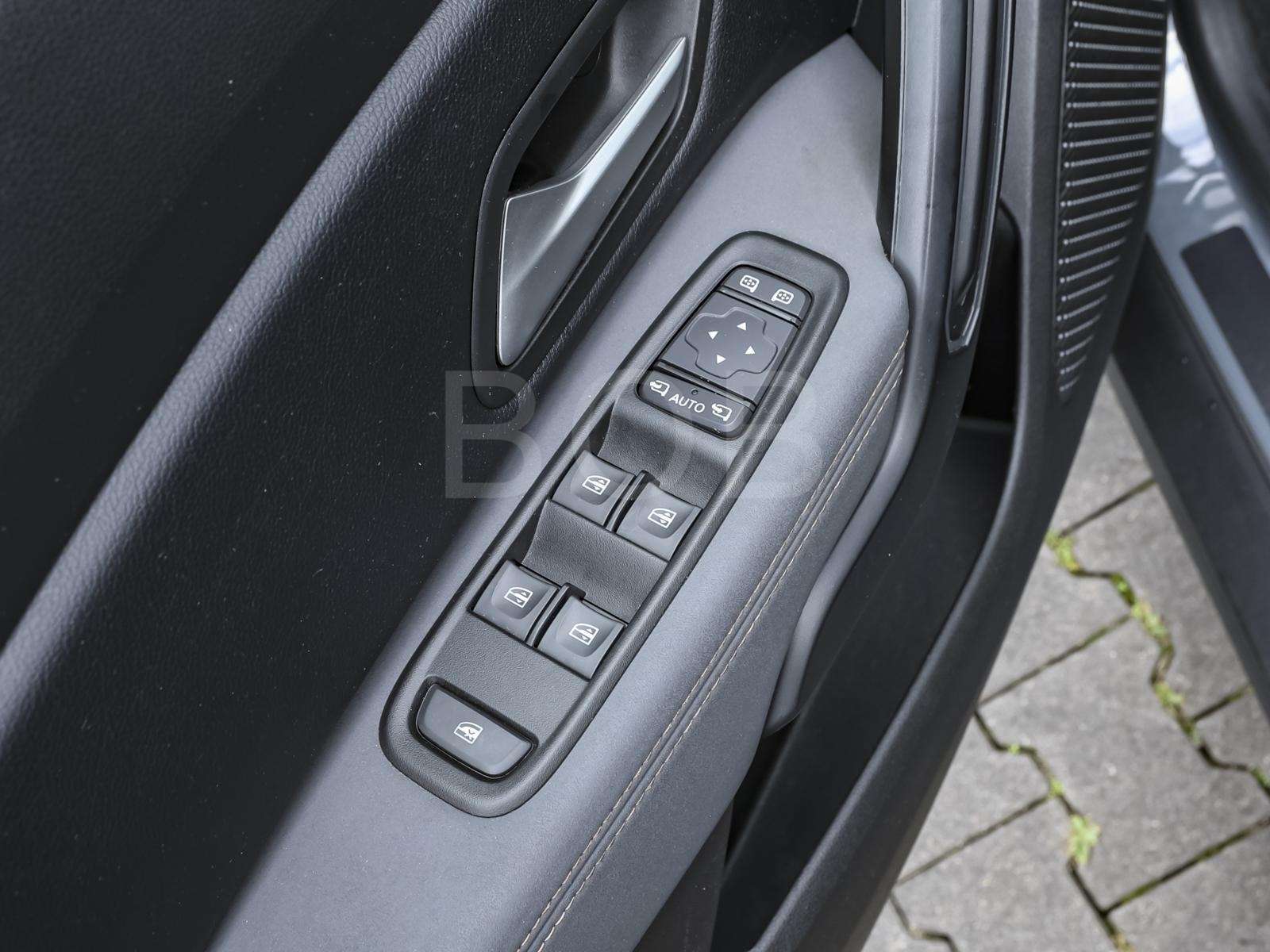 Fahrzeugbild eines Dacia Duster