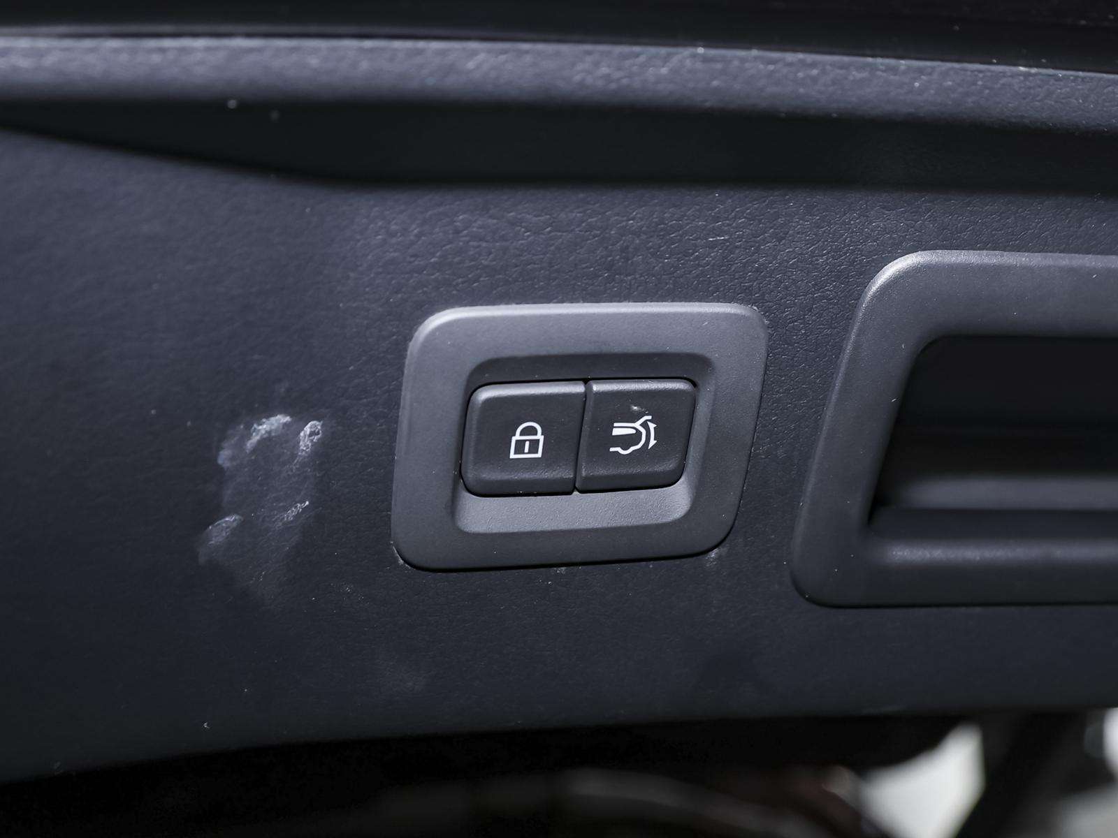 Fahrzeugbild eines Mazda CX-80