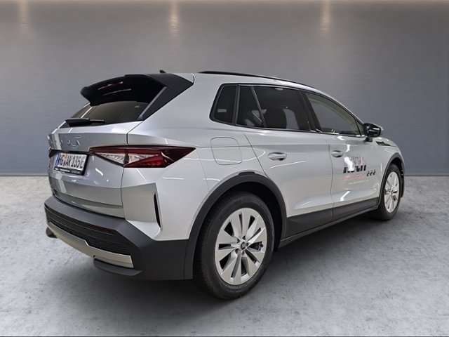 Fahrzeugbild eines Skoda ELROQ