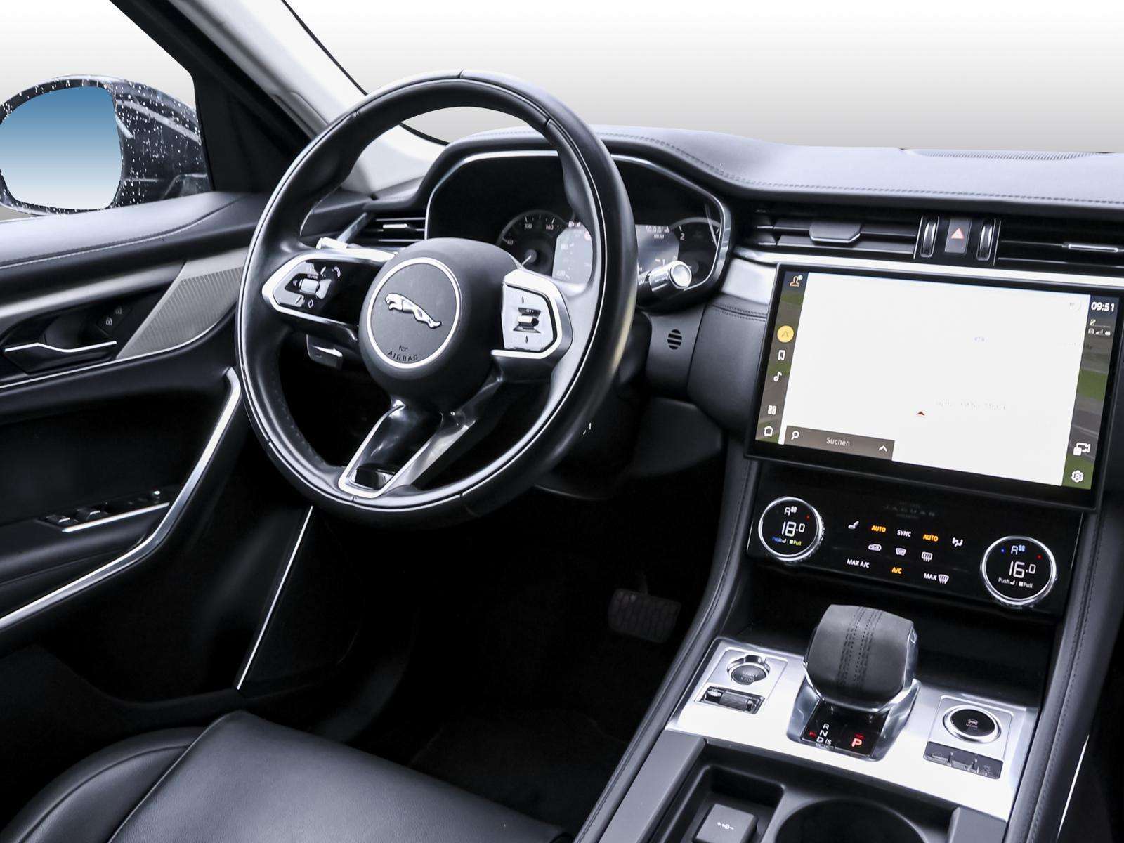 Fahrzeugbild eines Jaguar F-PACE