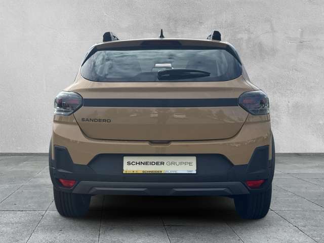 Fahrzeugbild eines Dacia Sandero