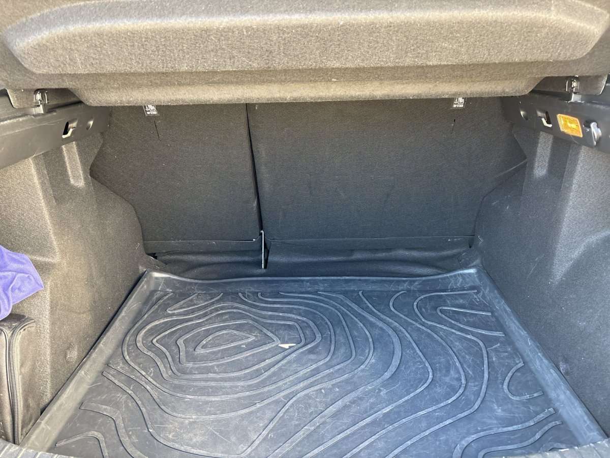 Fahrzeugbild eines Dacia Duster