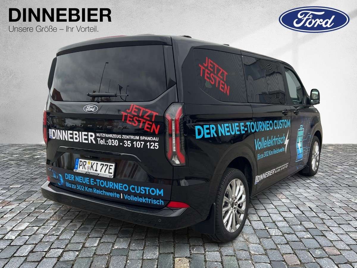 Fahrzeugbild eines Ford Tourneo Custom