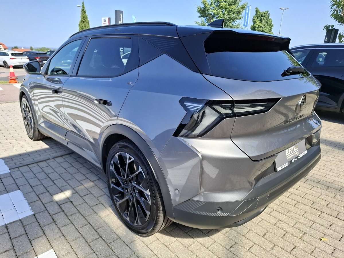 Fahrzeugbild eines Renault Scenic E-TECH