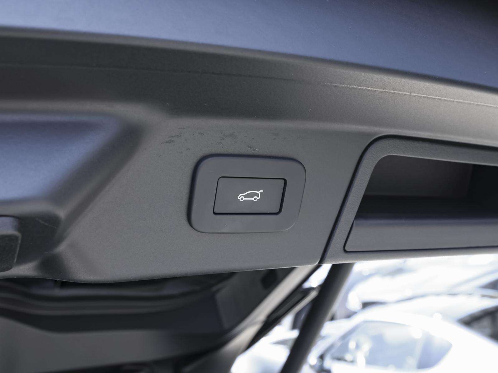 Fahrzeugbild eines Land Rover Range Rover