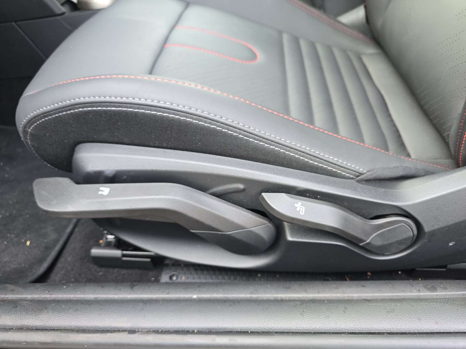 Fahrzeugbild eines MINI COOPER