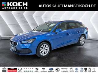 Schräge Frontansicht auf einen SEAT Leon , freigestellt