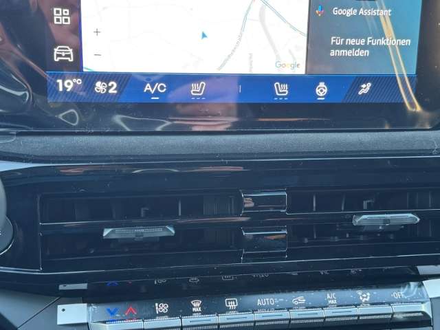 Fahrzeugbild eines Renault Clio