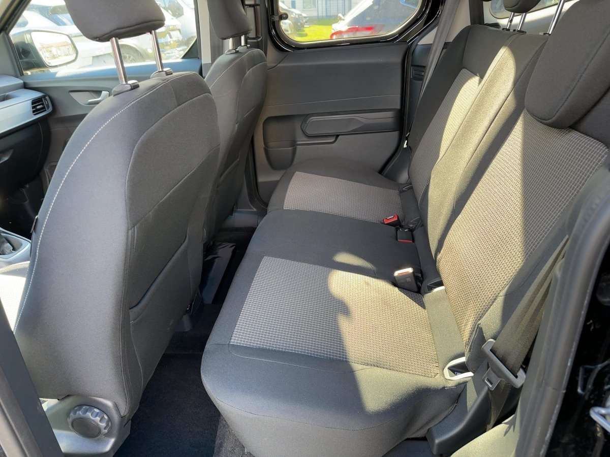 Fahrzeugbild eines Ford Tourneo Courier