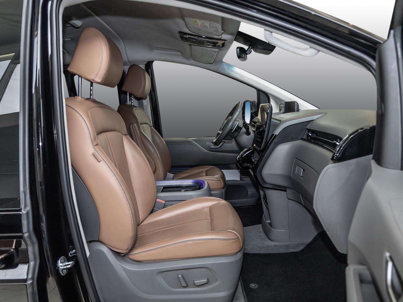 Fahrzeugbild eines Hyundai Staria