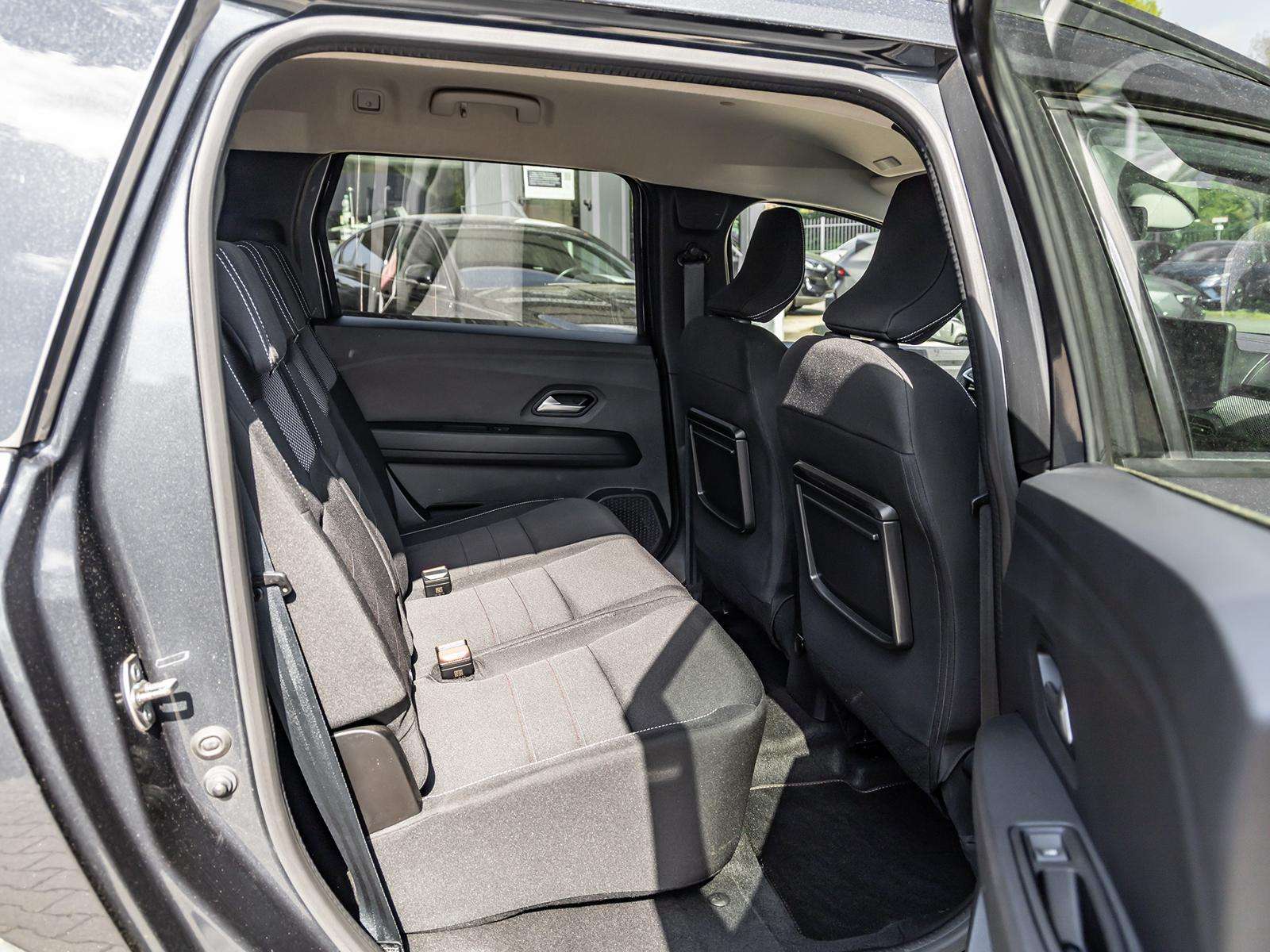 Fahrzeugbild eines Dacia Jogger