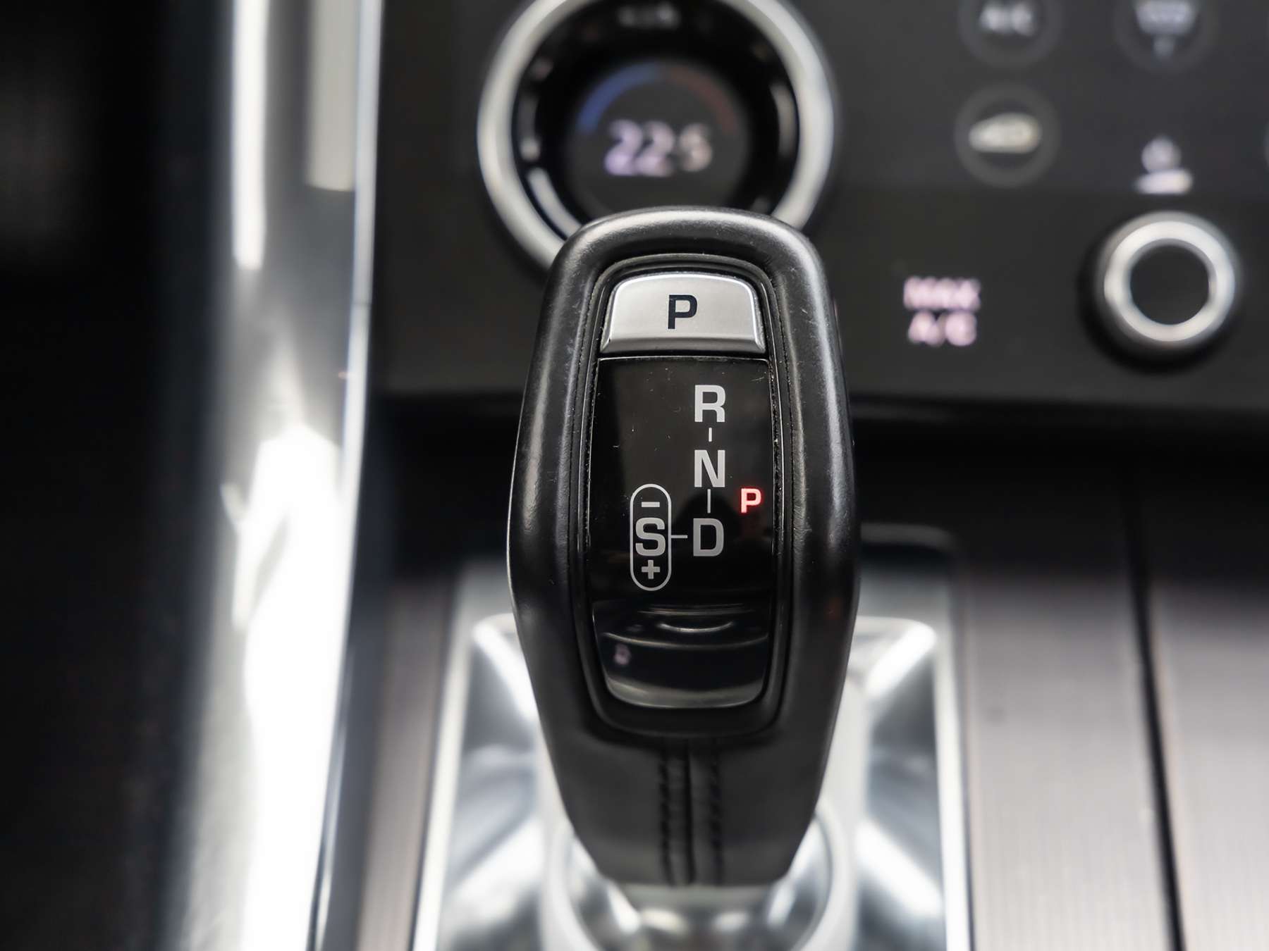 Fahrzeugbild eines Land Rover Range Rover Sport