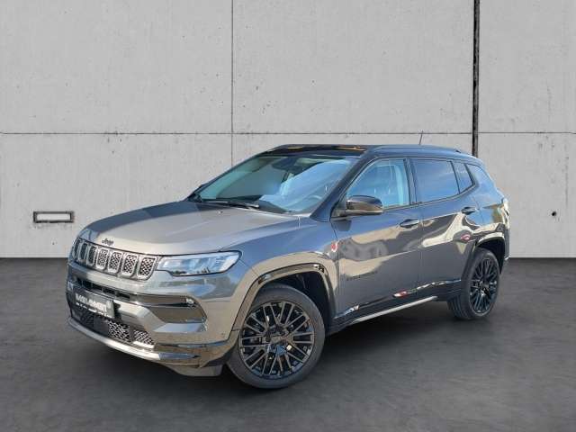 Fahrzeugbild eines Jeep Compass