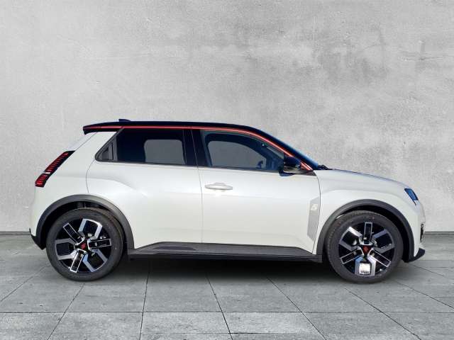 Fahrzeugbild eines Renault 5 E-TECH