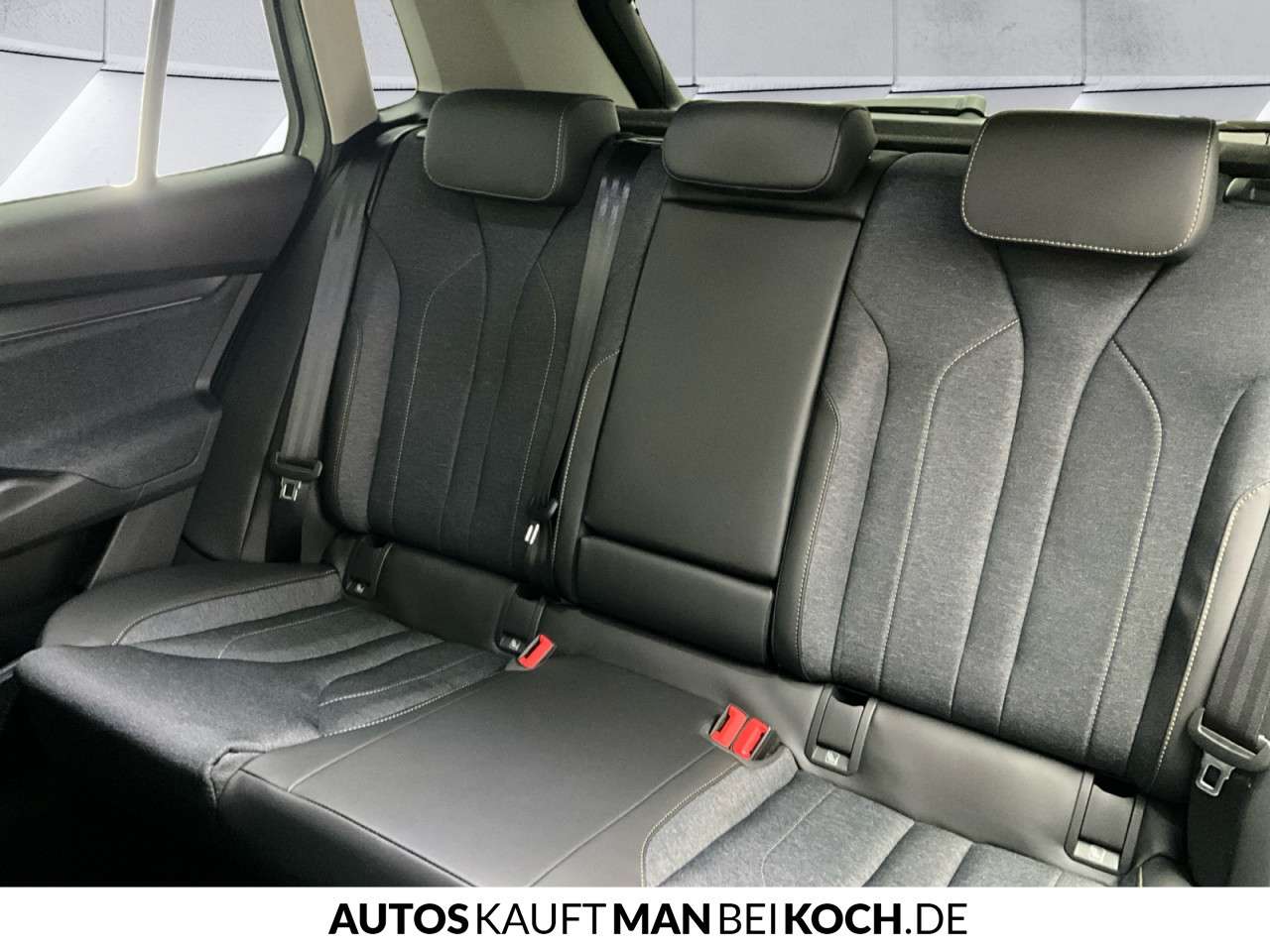 Fahrzeugbild eines Skoda ELROQ