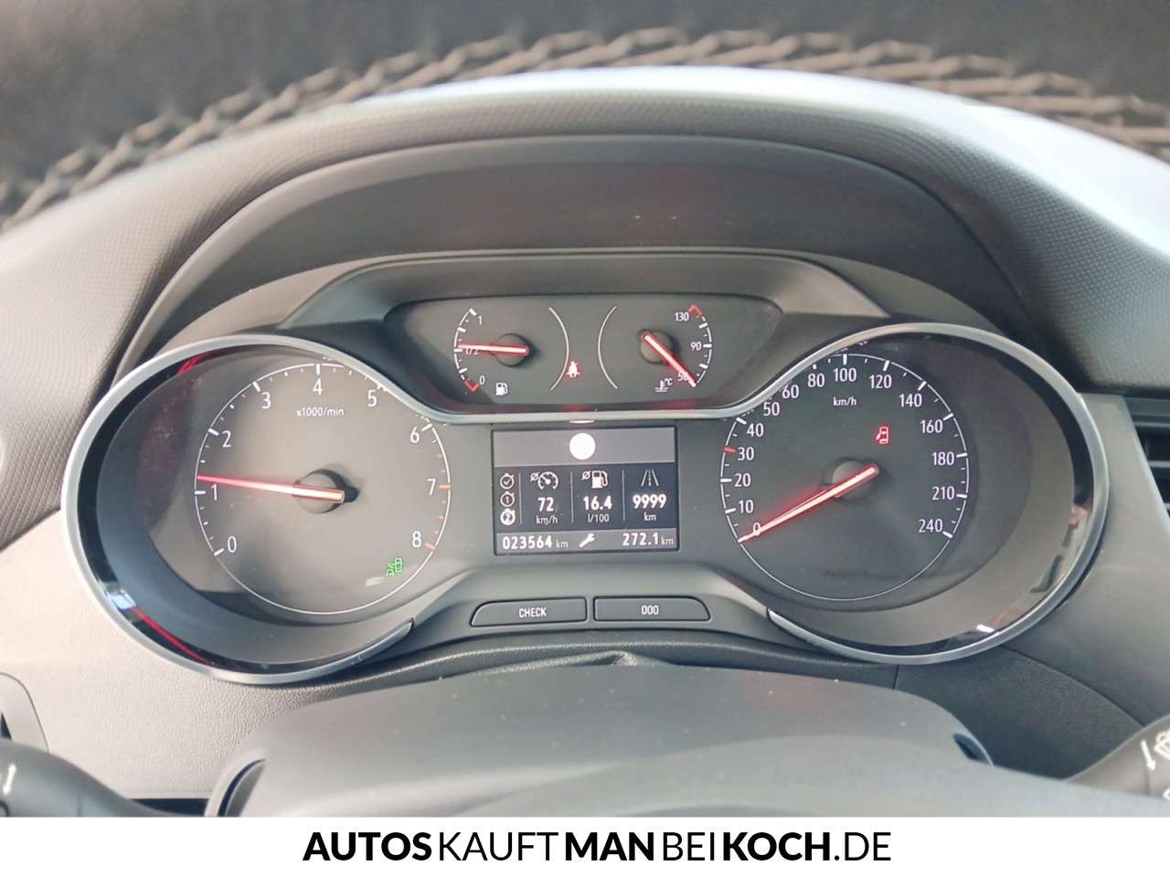 Fahrzeugbild eines Opel Crossland X