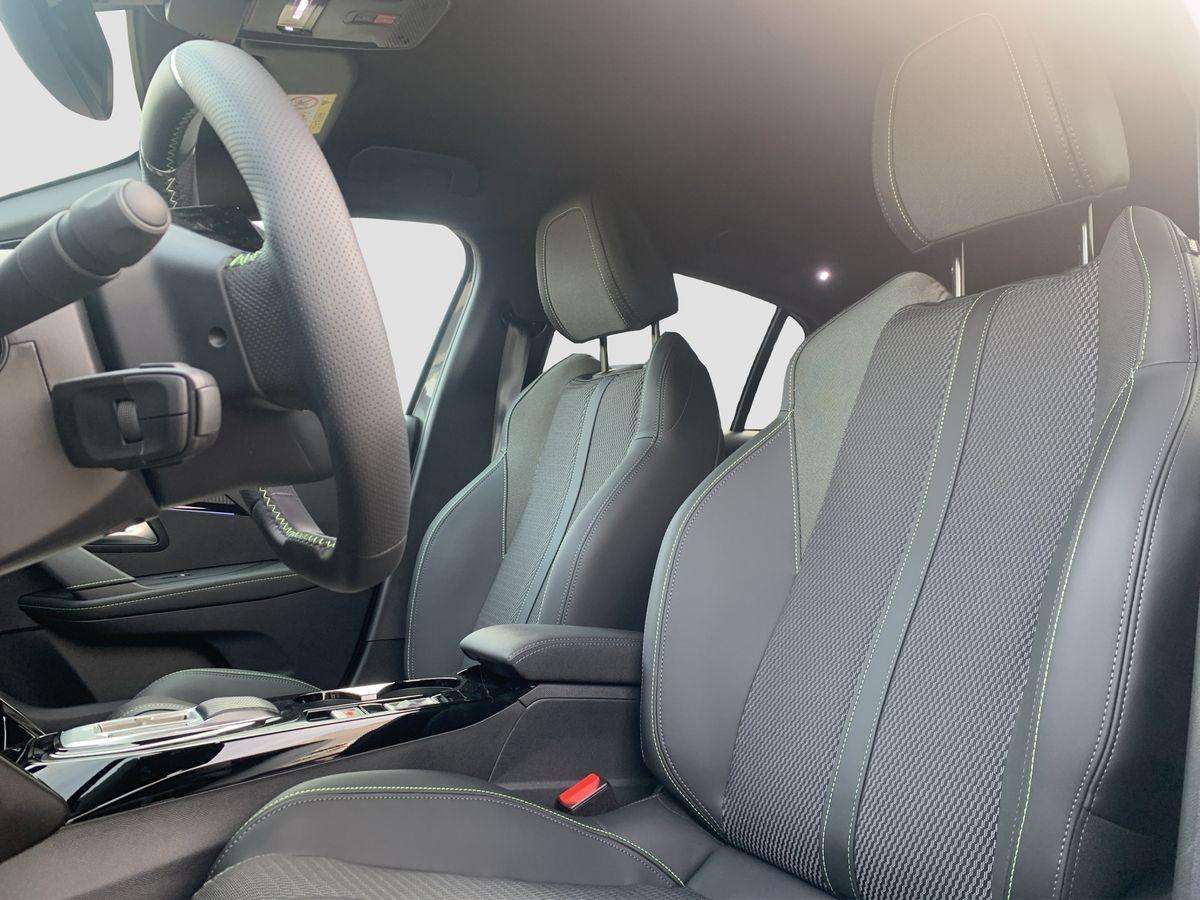 Fahrzeugbild eines Peugeot 208