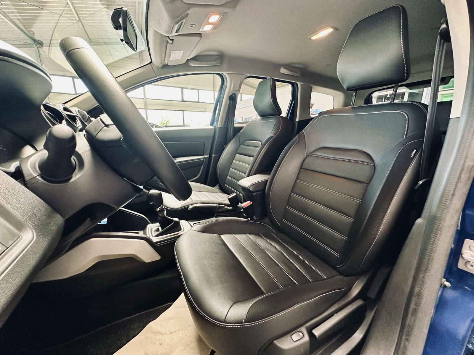 Fahrzeugbild eines Dacia Duster