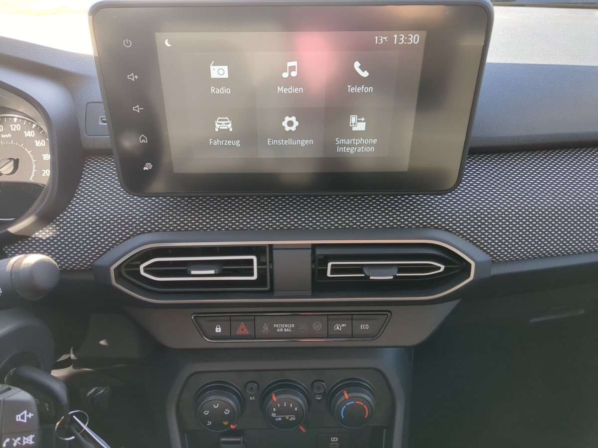 Fahrzeugbild eines Dacia Jogger