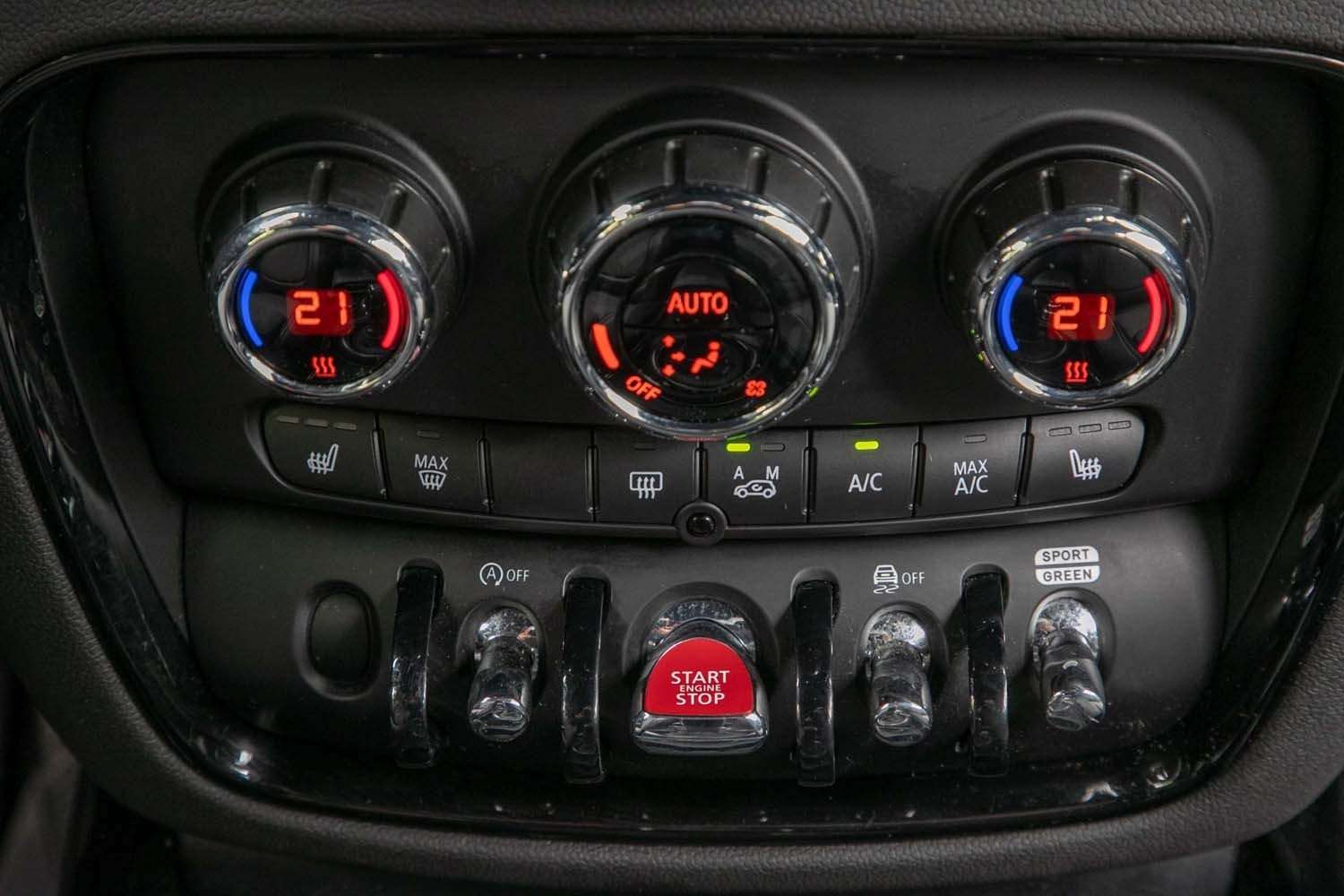 Fahrzeugbild eines MINI COOPER