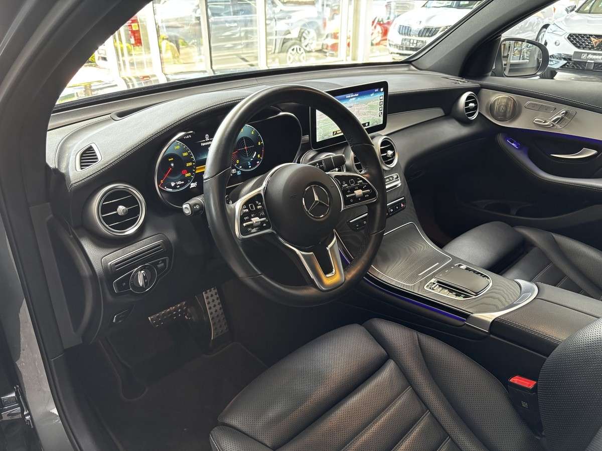 Fahrzeugbild eines Mercedes-Benz GLC