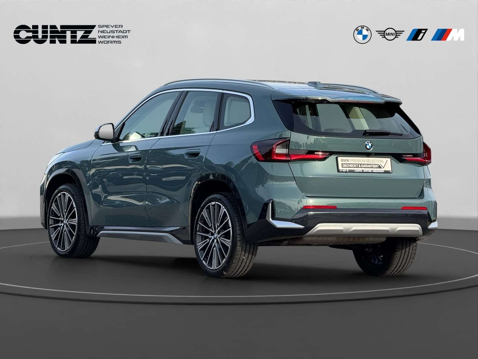 Fahrzeugbild eines BMW X1
