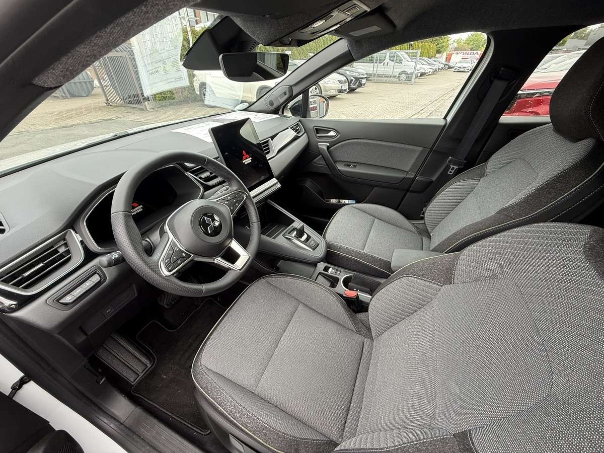 Fahrzeugbild eines Mitsubishi Grandis