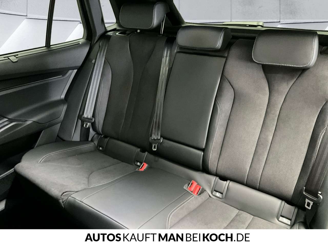 Fahrzeugbild eines Skoda ELROQ