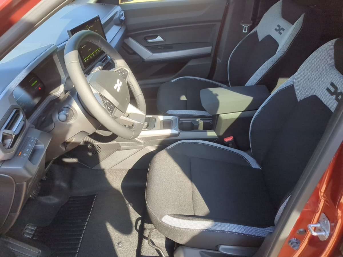 Fahrzeugbild eines Dacia Duster