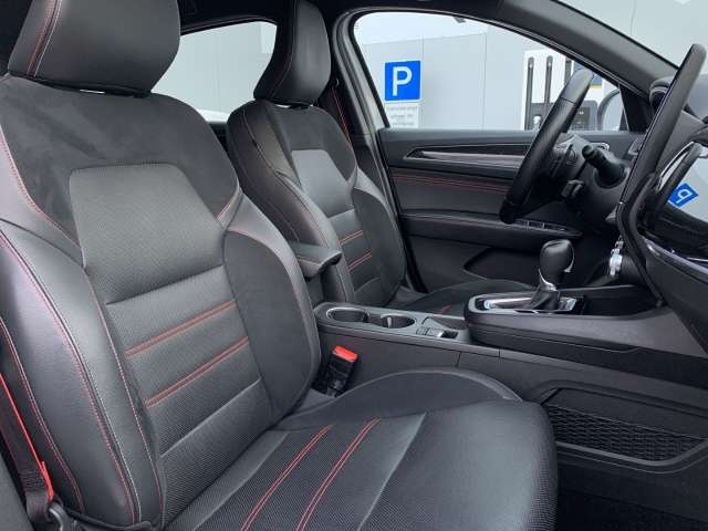 Fahrzeugbild eines Renault Arkana