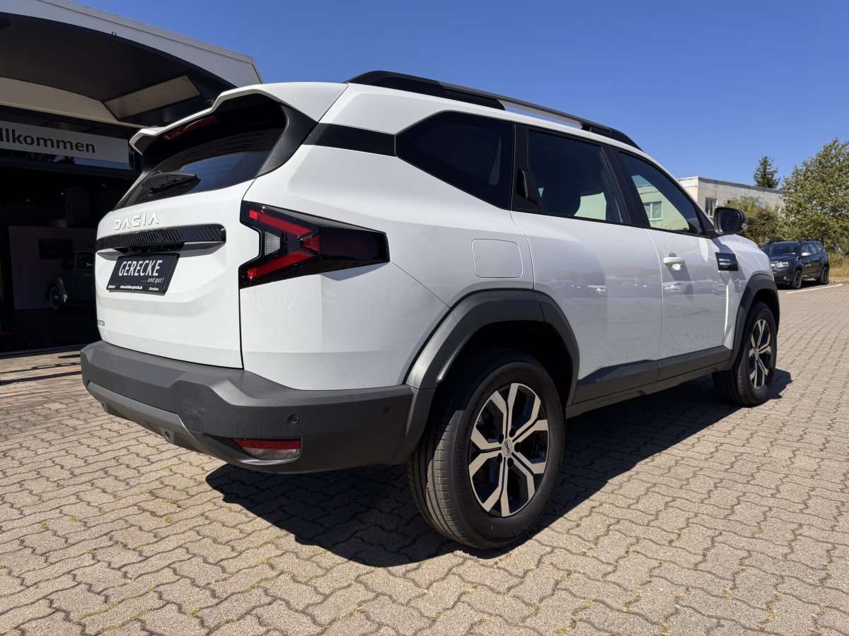 Fahrzeugbild eines Dacia Bigster