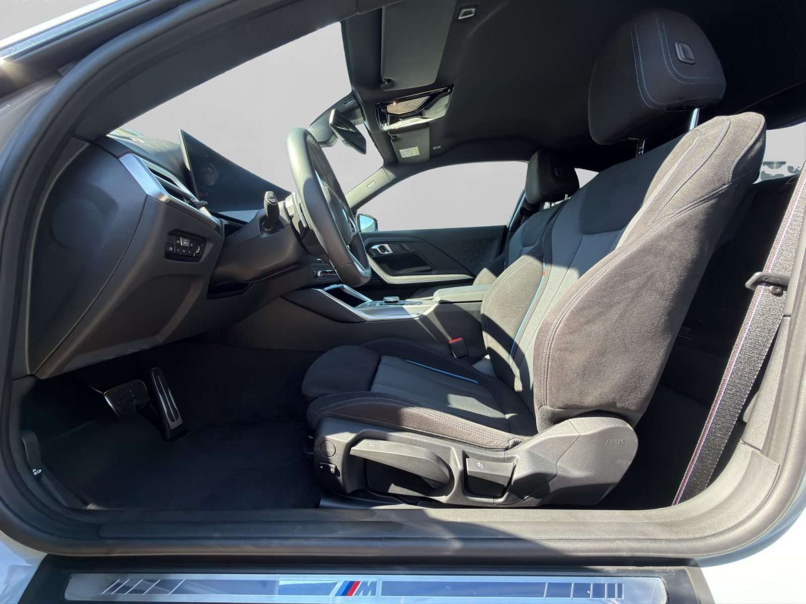 Fahrzeugbild eines BMW 2er-Reihe