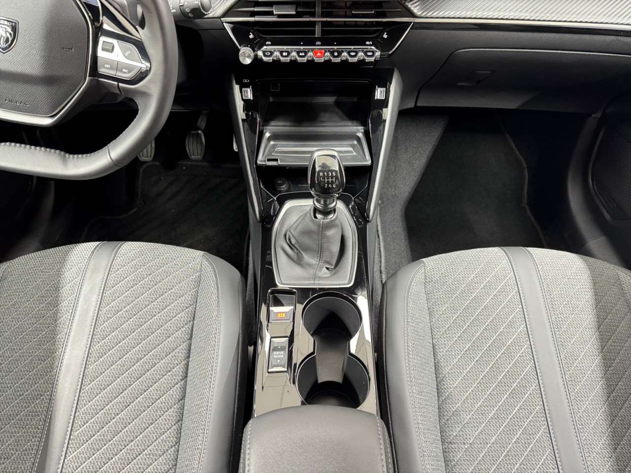 Fahrzeugbild eines Peugeot 208