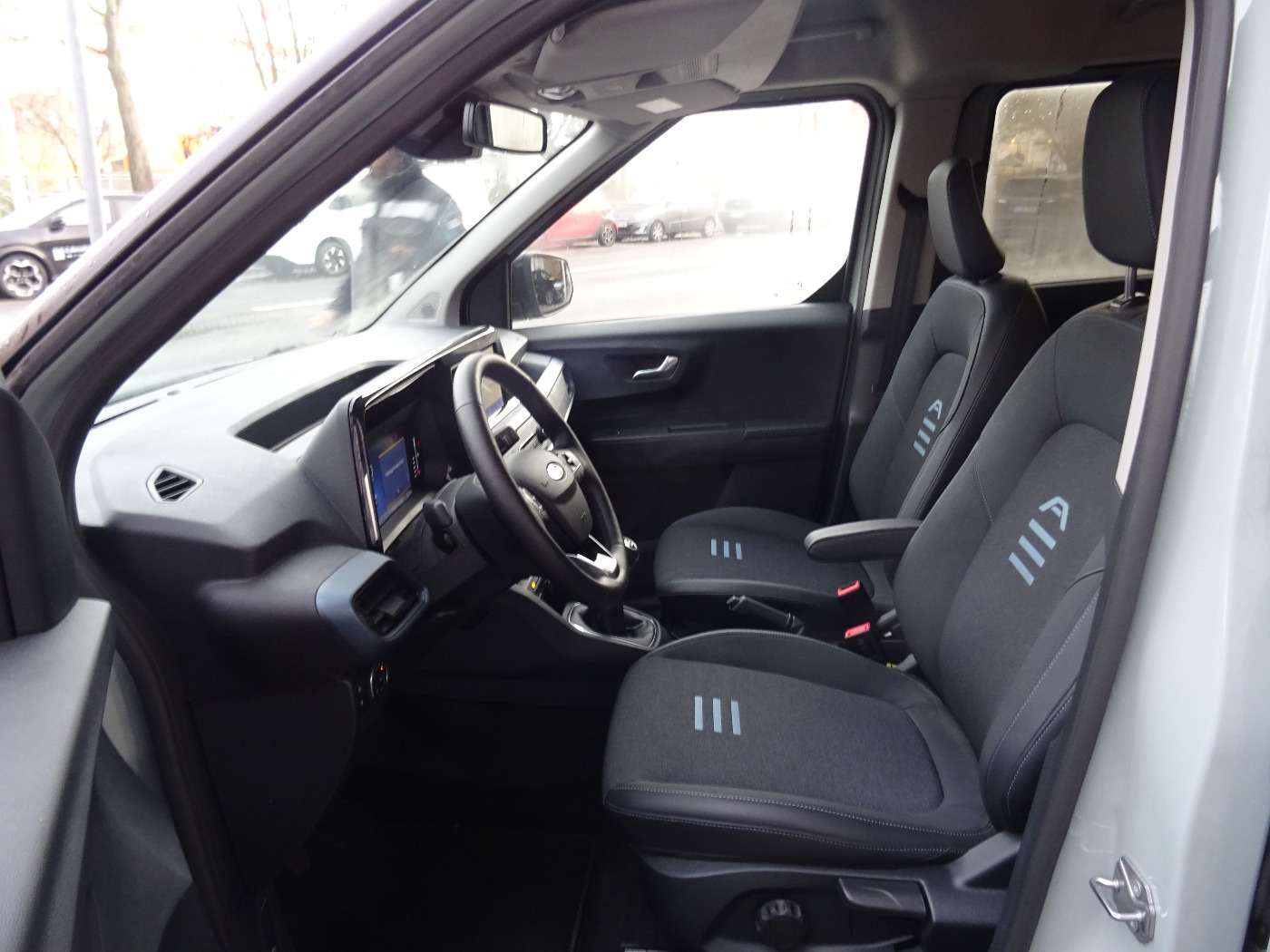 Fahrzeugbild eines Ford Tourneo Courier