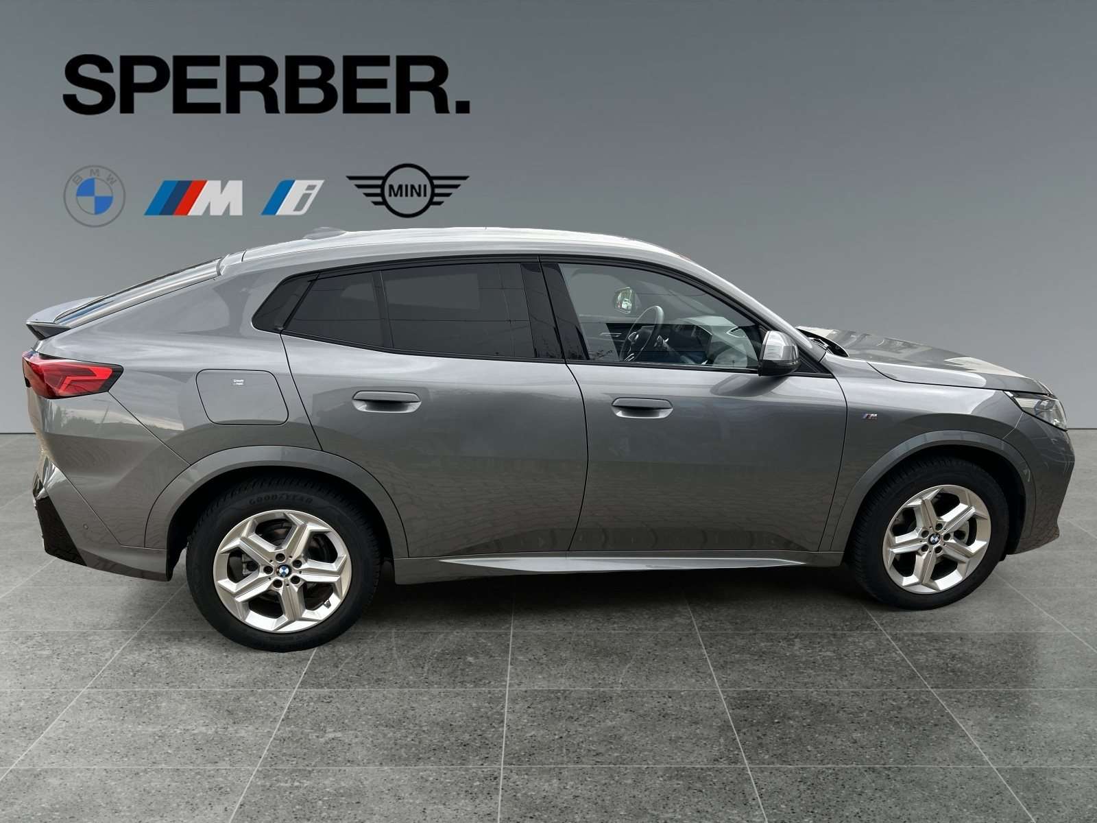 Fahrzeugbild eines BMW X2