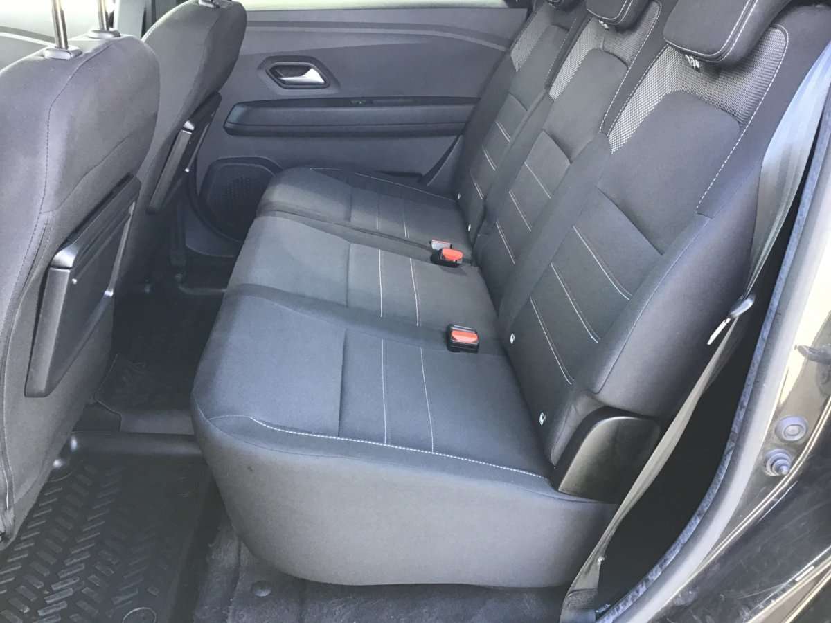 Fahrzeugbild eines Dacia Jogger